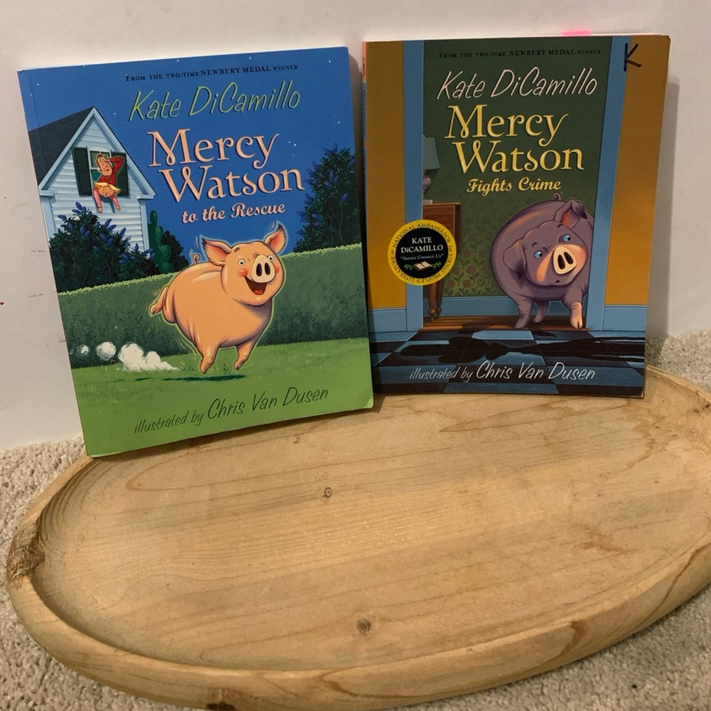 2 Mercy Watson Chapter Books - Rescue & Fights Crime - Kids Series